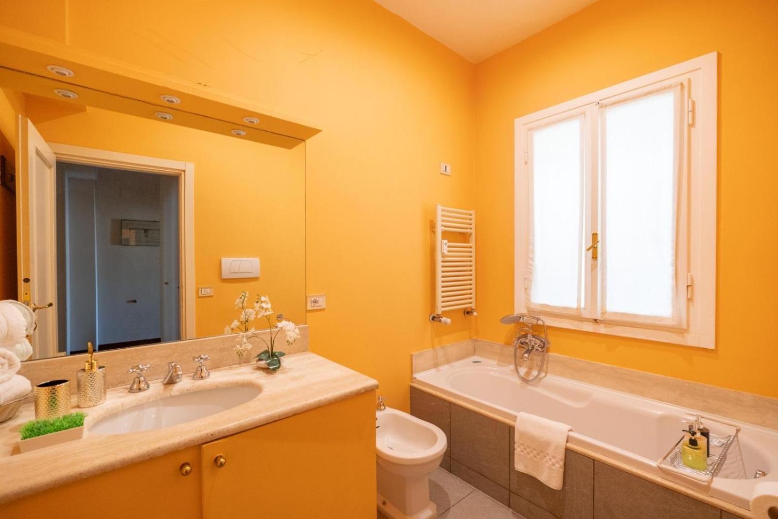 Ponte Vecchio View Luxury Apartment Флоренція Екстер'єр фото