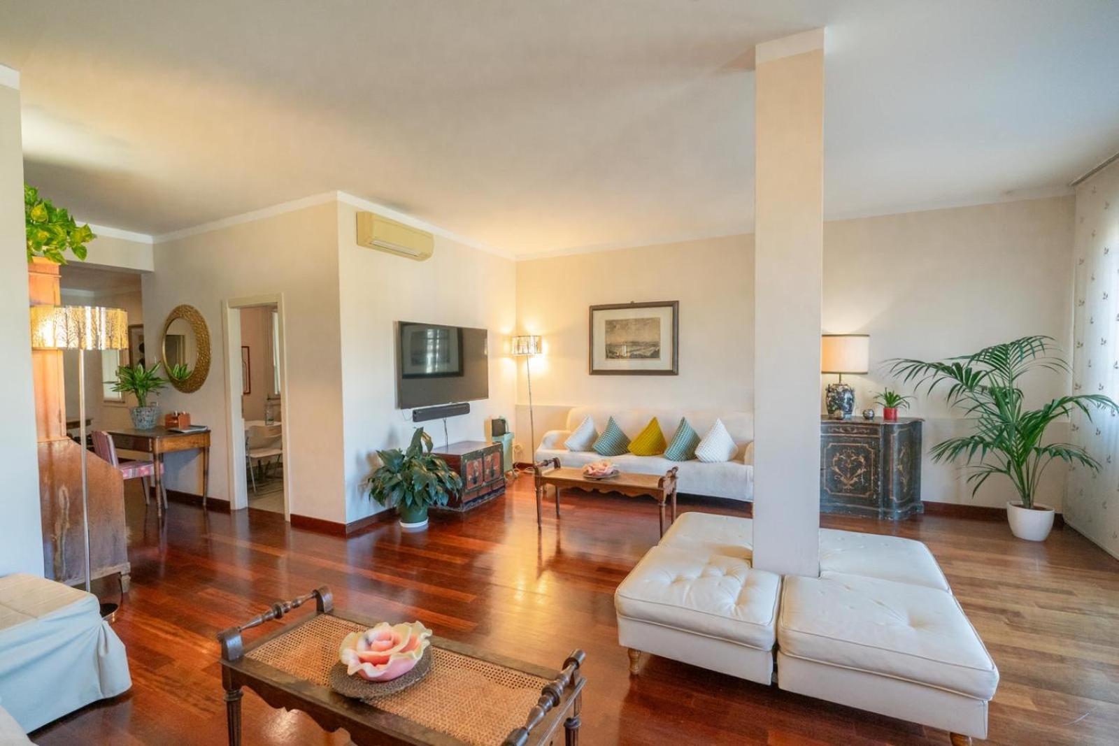 Ponte Vecchio View Luxury Apartment Флоренція Екстер'єр фото