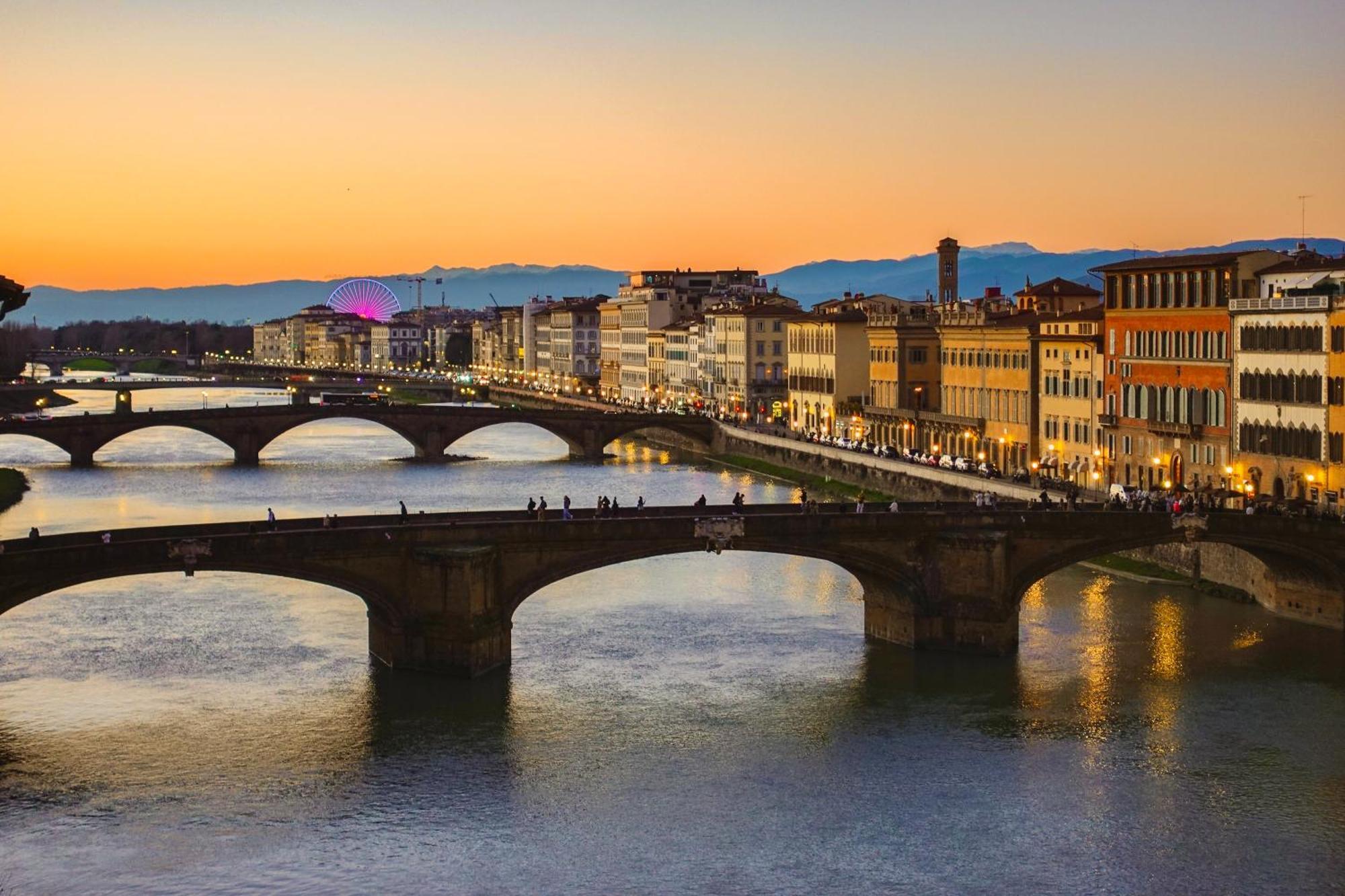 Ponte Vecchio View Luxury Apartment Флоренція Екстер'єр фото