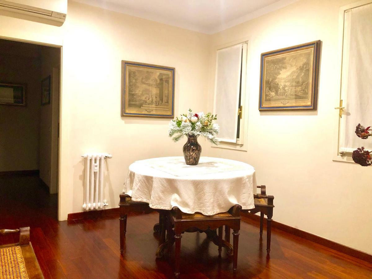 Ponte Vecchio View Luxury Apartment Флоренція Екстер'єр фото